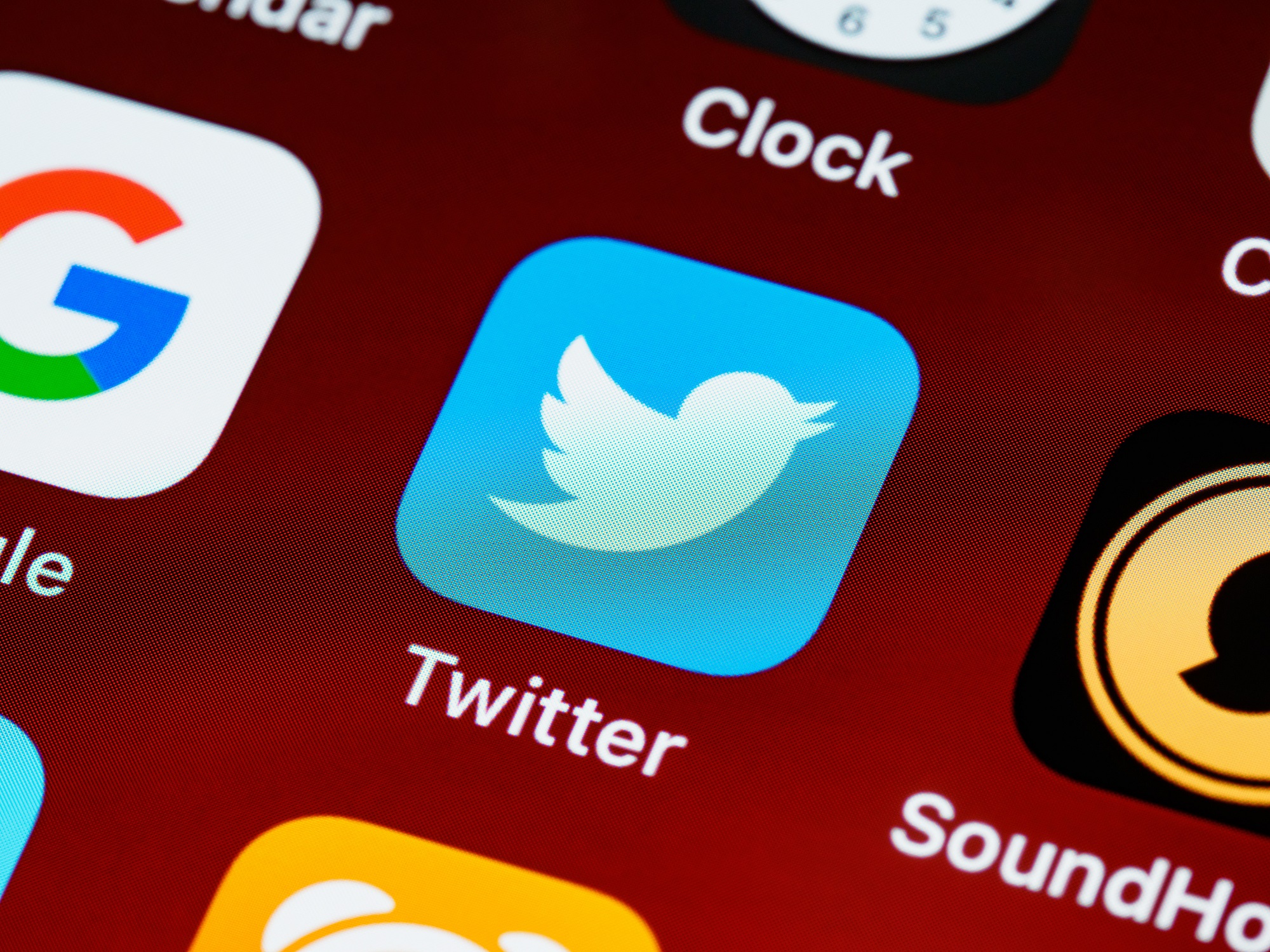 How to use Twitter Spaces to increase your brand visibility